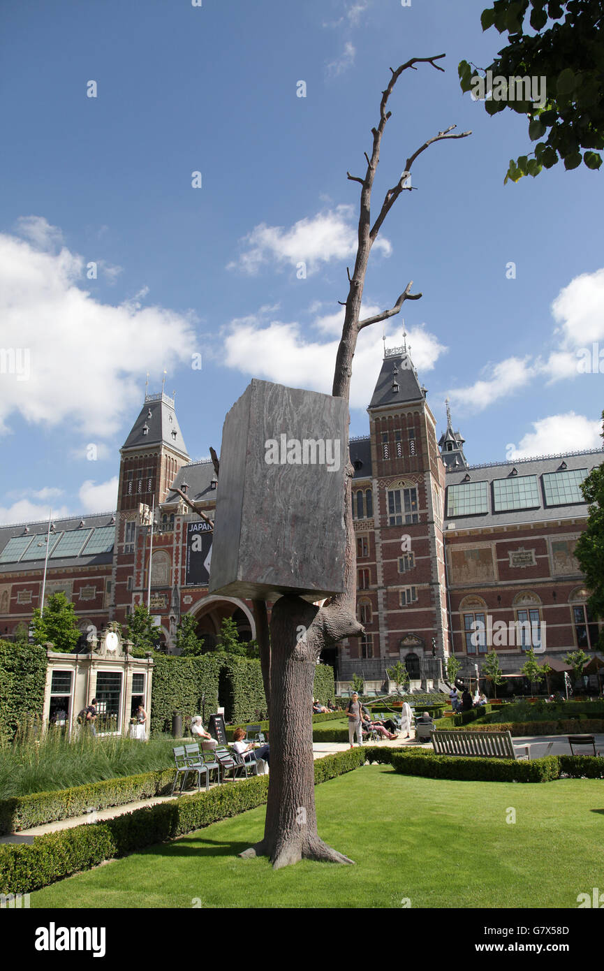 Giuseppe Penone Stein Venen zwischen den Zweigen 2015 Bronze Granit