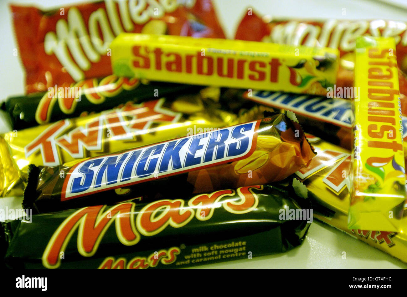 Eine Auswahl von Süßigkeiten, nachdem es angekündigt wurde, das Unternehmen, das Mars macht, Malteser und Snicker Bars ist es, Axt 700 Arbeitsplätze und die Produktion von einigen Süßigkeiten nach Übersee im Rahmen der Pläne zur Umstrukturierung seines Geschäfts zu wechseln. Stockfoto