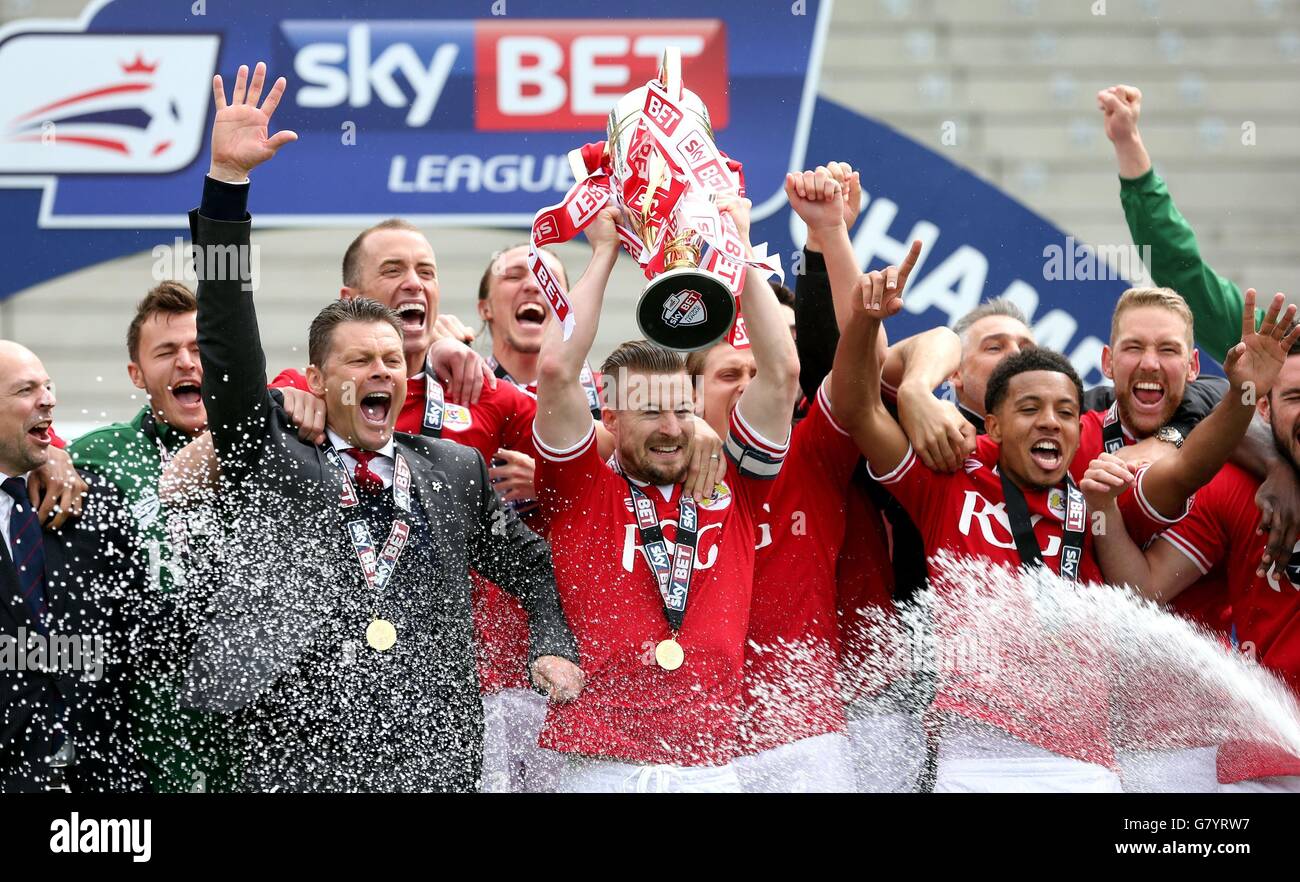 Fußball - Himmel Bet League One - Bristol City V Walsall - Ashton Gate Stockfoto