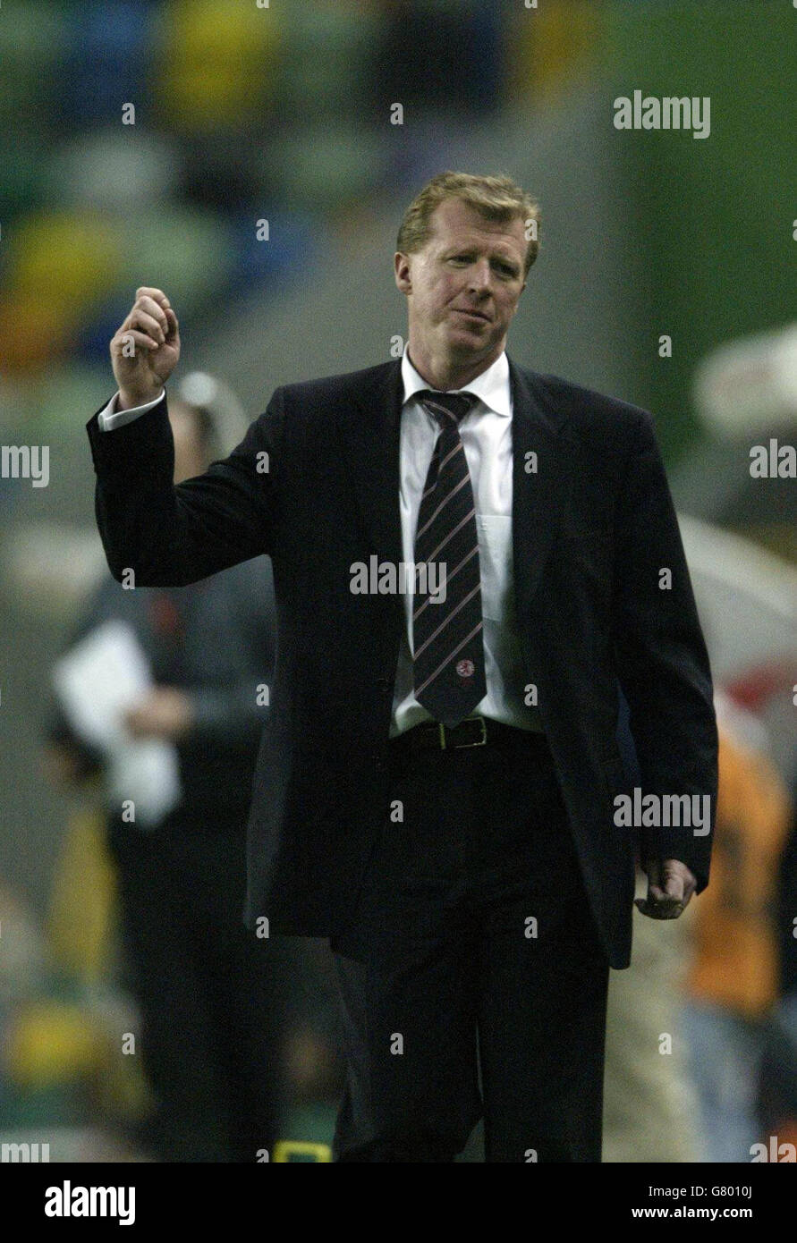 Steve McClaren, Manager von Middlesbrough, zeigt seine Dejektion nach dem Score von Sporting Lisbon. Stockfoto