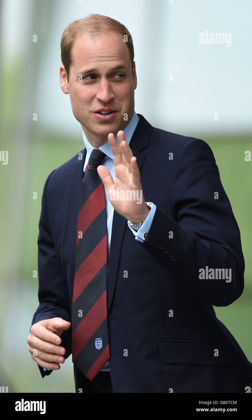 Der Herzog von Cambridge bei einem Besuch des FA National Football Center, St. George's Park in Burton-upon-Trent, Staffordshire. Stockfoto