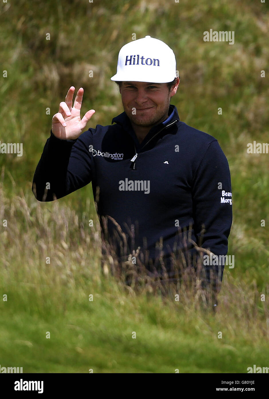 Tyrrell Hatton reagiert auf seine Annäherung an den 4. Green am vierten Tag der Dubai Duty Free Irish Open im Royal County Down Golf Club, Newcastle. Stockfoto