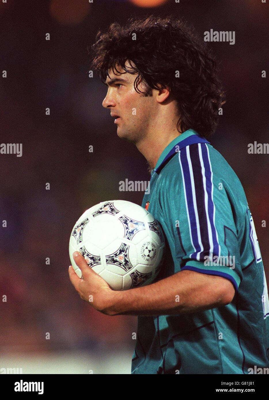 Fußball. Finale des UEFA-Pokalsieger-Pokals. Barcelona / Paris St.Germain. Fernando Couto, Barcelona Stockfoto