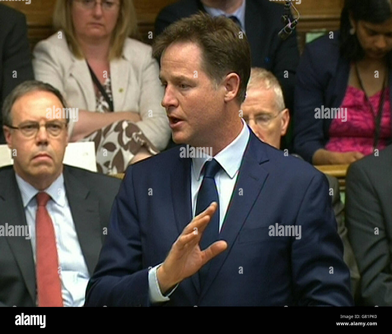 Der Führer der Liberaldemokraten Nick Clegg würdigt den ehemaligen Führer der Liberaldemokraten Charles Kennedy in einer Sondersitzung des Unterhauses nach seinem plötzlichen Tod am Montag. Stockfoto