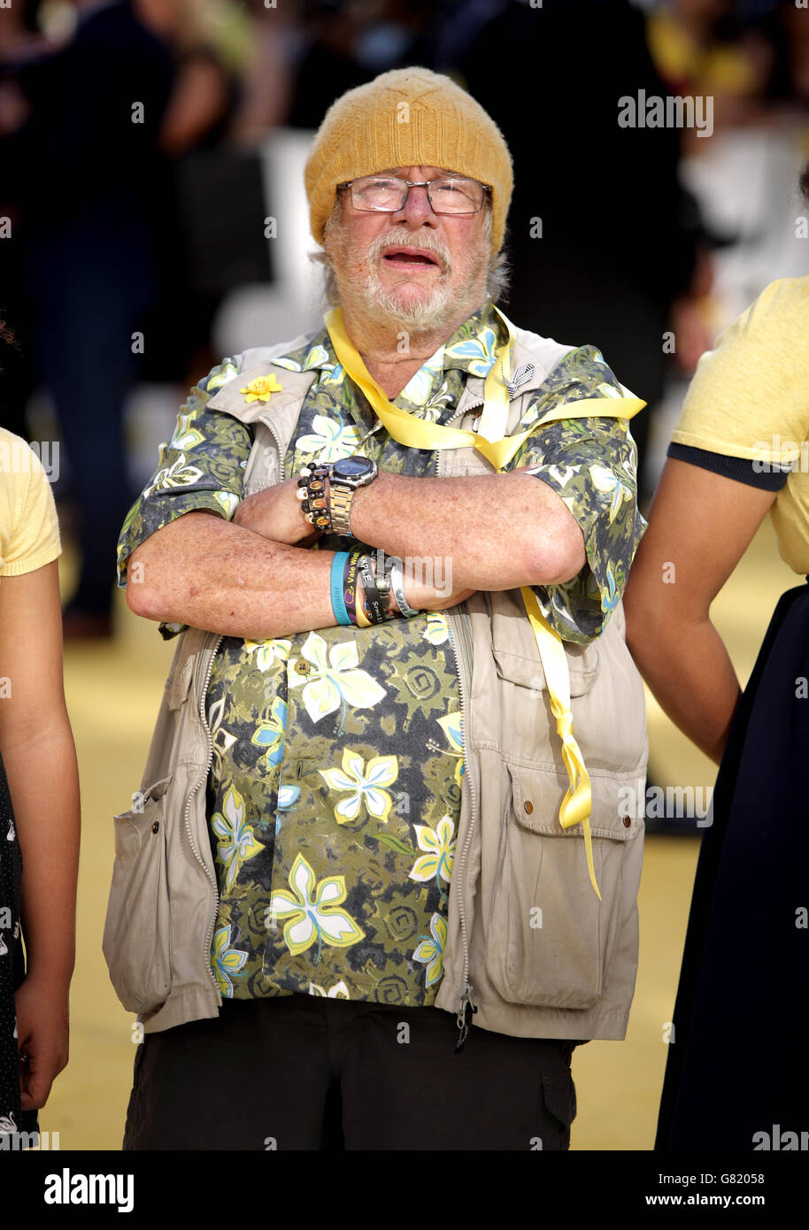 Bill Oddie bei der Weltpremiere von Minions im Odeon Leicester Square, London. DRÜCKEN Sie VERBANDSFOTO. Bilddatum: Donnerstag, 11. Juni 2015. Bildnachweis sollte lauten: Daniel Leal-Olivas/PA Wire Stockfoto