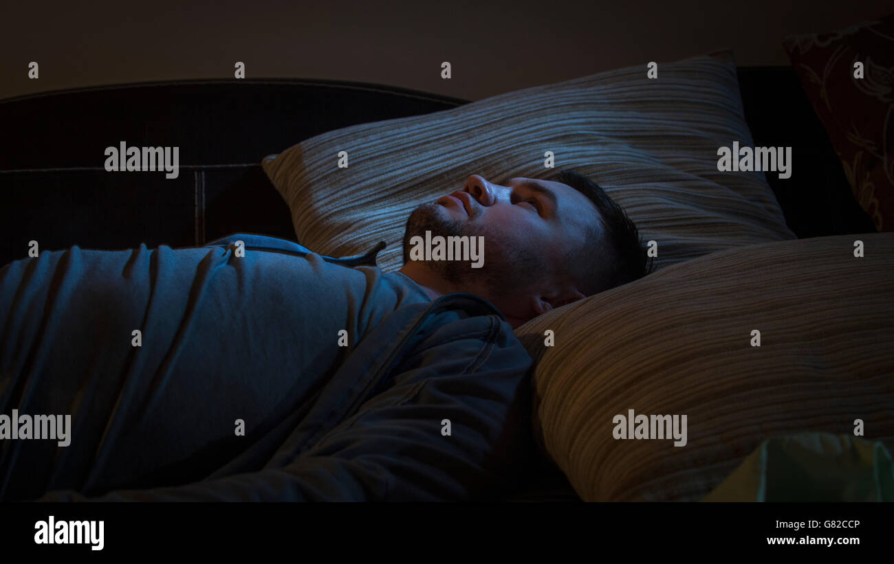 Düster traurig -Fotos und -Bildmaterial in hoher Auflösung – Alamy