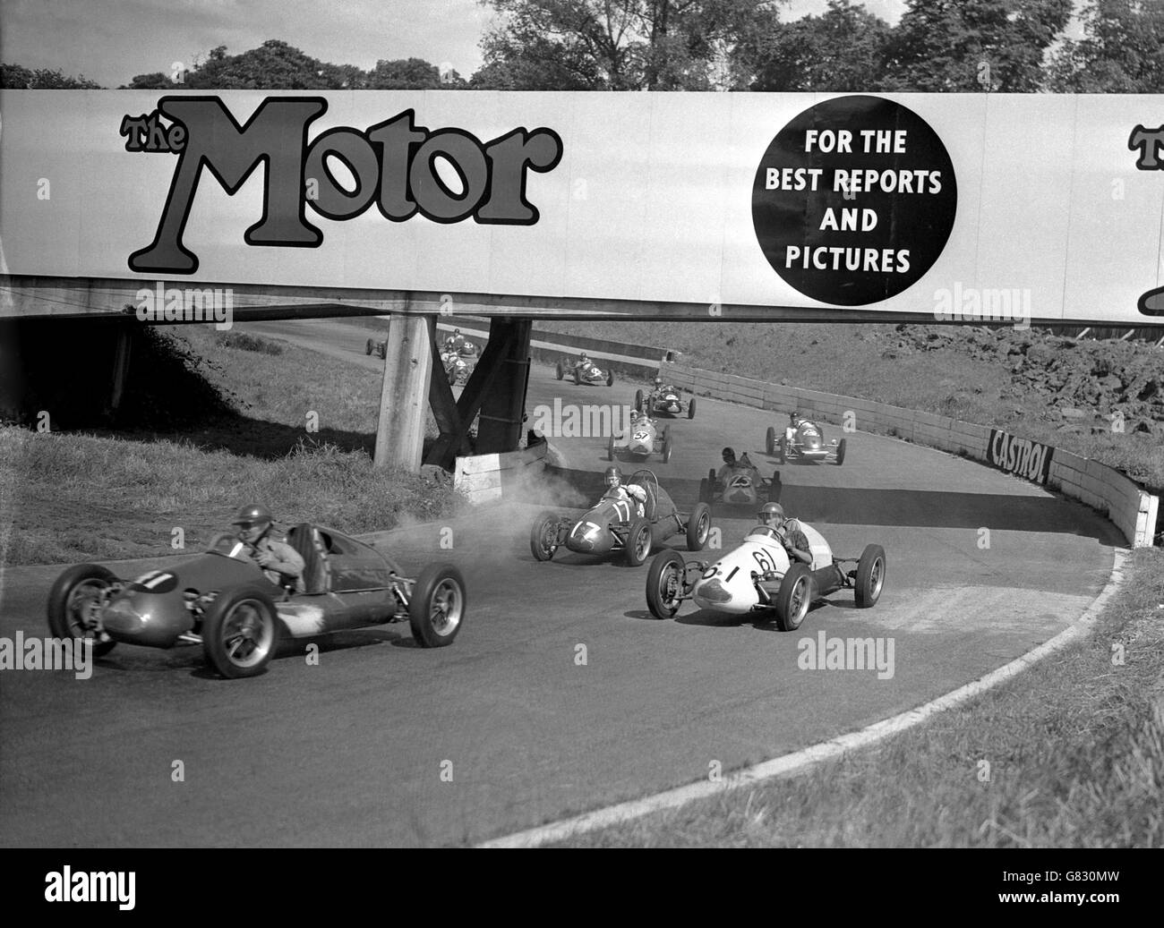 Motorsport - Crystal Palace. HA Frow (l, 41) Ableitungen von Cliff Allison (r, 61) Stockfoto