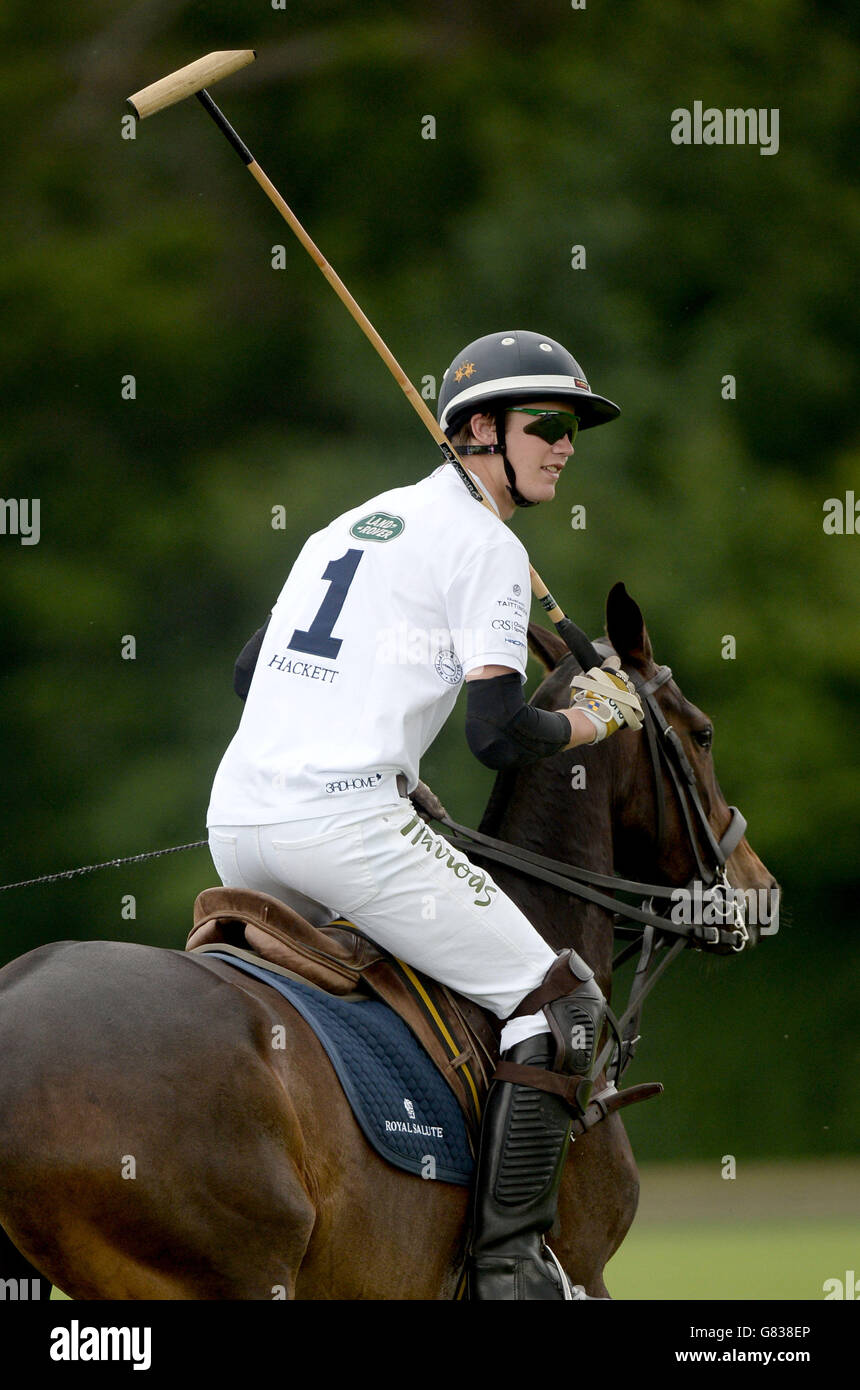 Die Marquess of Blandford tritt während des British Polo Day GB in Henley-on-Thames, Oxfordshire, an. Stockfoto
