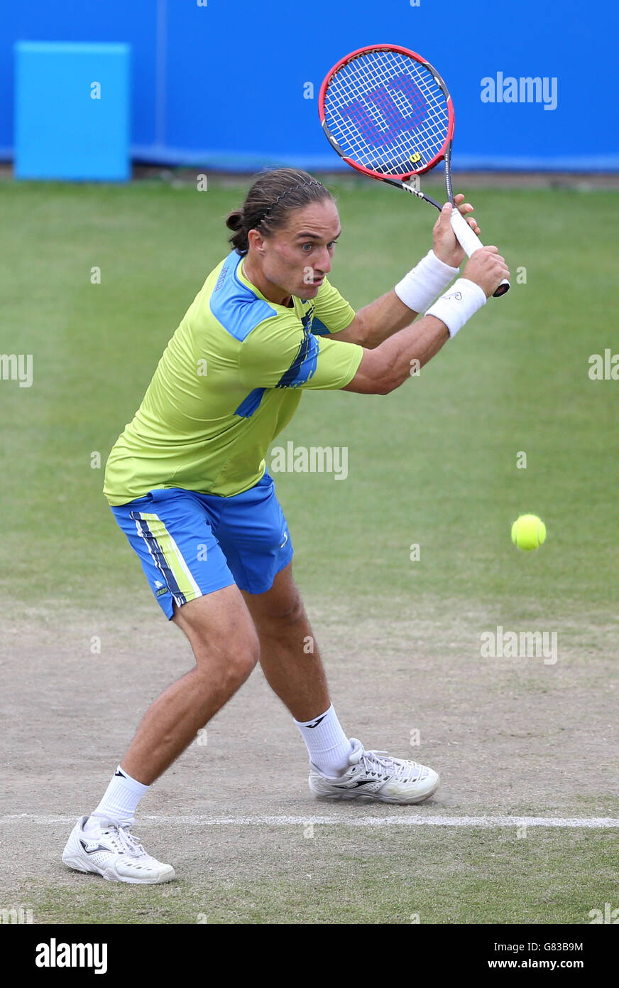 Tennis - 2015 ATP Aegon Open Nottingham - Tag fünf - Nottingham Tennis Center. Der ukrainische Alexandr Dolgopolov tritt am fünften Tag der ATP Aegon Open 2015 im Nottingham Tennis Center gegen den US-Amerikaner Sam Querrey an Stockfoto