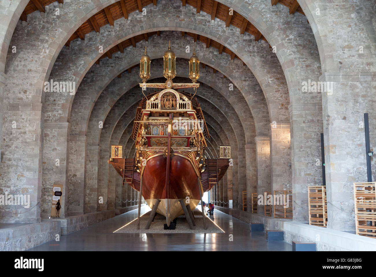 Reproduktion spanischen Galeere im Naval Maritime Museum, Barcelona Stockfoto