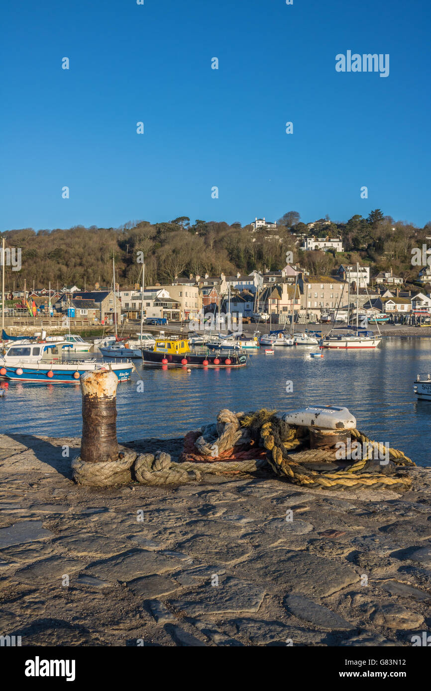 England Dorset Lyme Regis Early Morning at The Cobb, der historische Hafen Adrian Baker Stockfoto