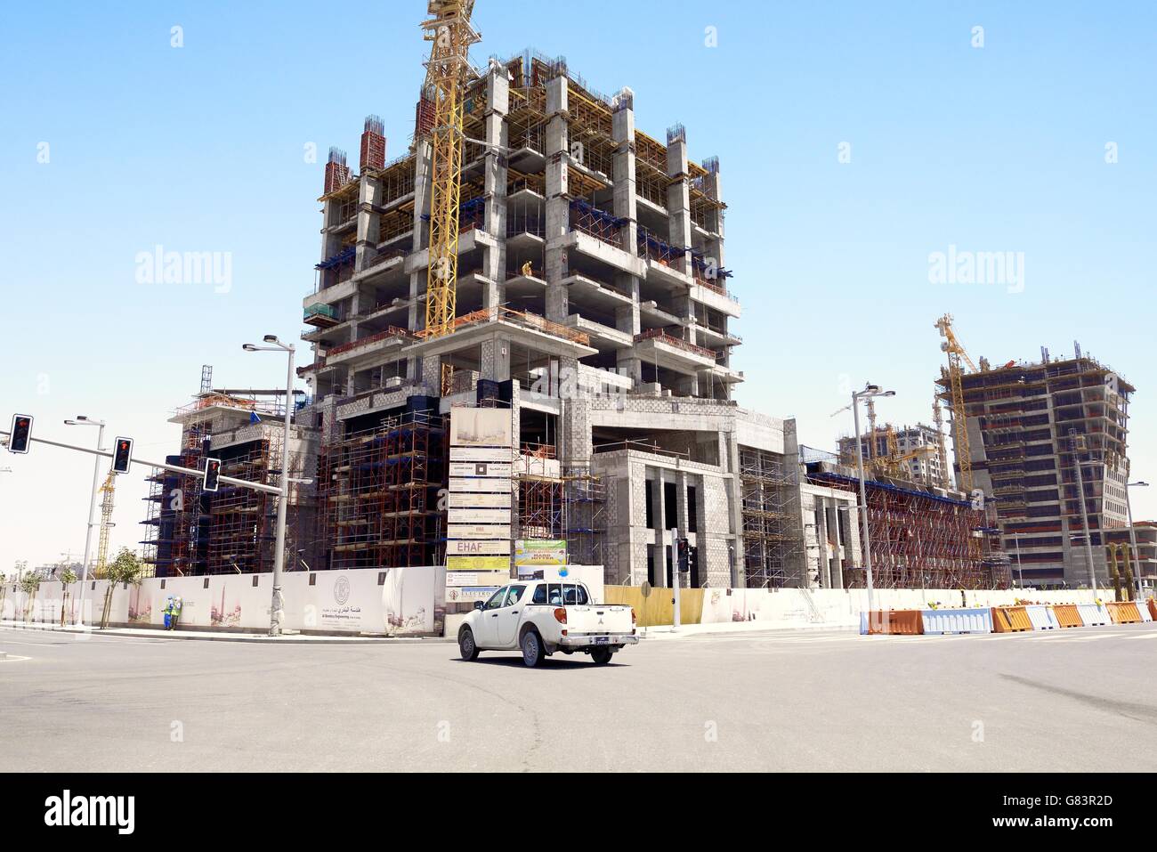 Al's bandary Engineering commercial Tower im Bau. Marina District der sich rasch entwickelnden neuen Stadt lusail, Katar Stockfoto