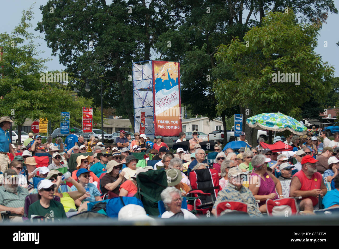 Publikum Musikgenuss beim American Folk Festival 2015, Bangor, ME Stockfoto
