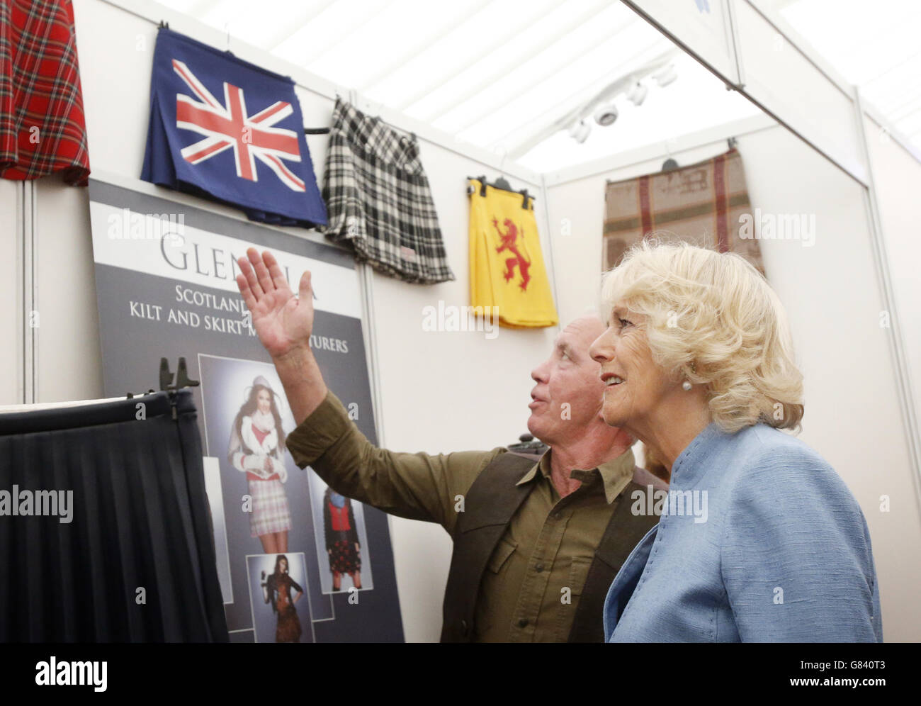 Die Herzogin von Rothesay während eines Textilfestivals im Dumfries House in Schottland. Stockfoto