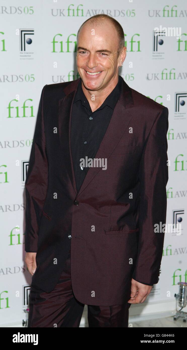 UK FiFi Awards - The Dorchester - Park Lane. Peter Cox von der 80er-Jahre-Band Go West. Stockfoto UK FiFi Awards - The Dorchester - Park Lane. Peter Cox von der 80er-Jahre-Band Go West. Stockfoto