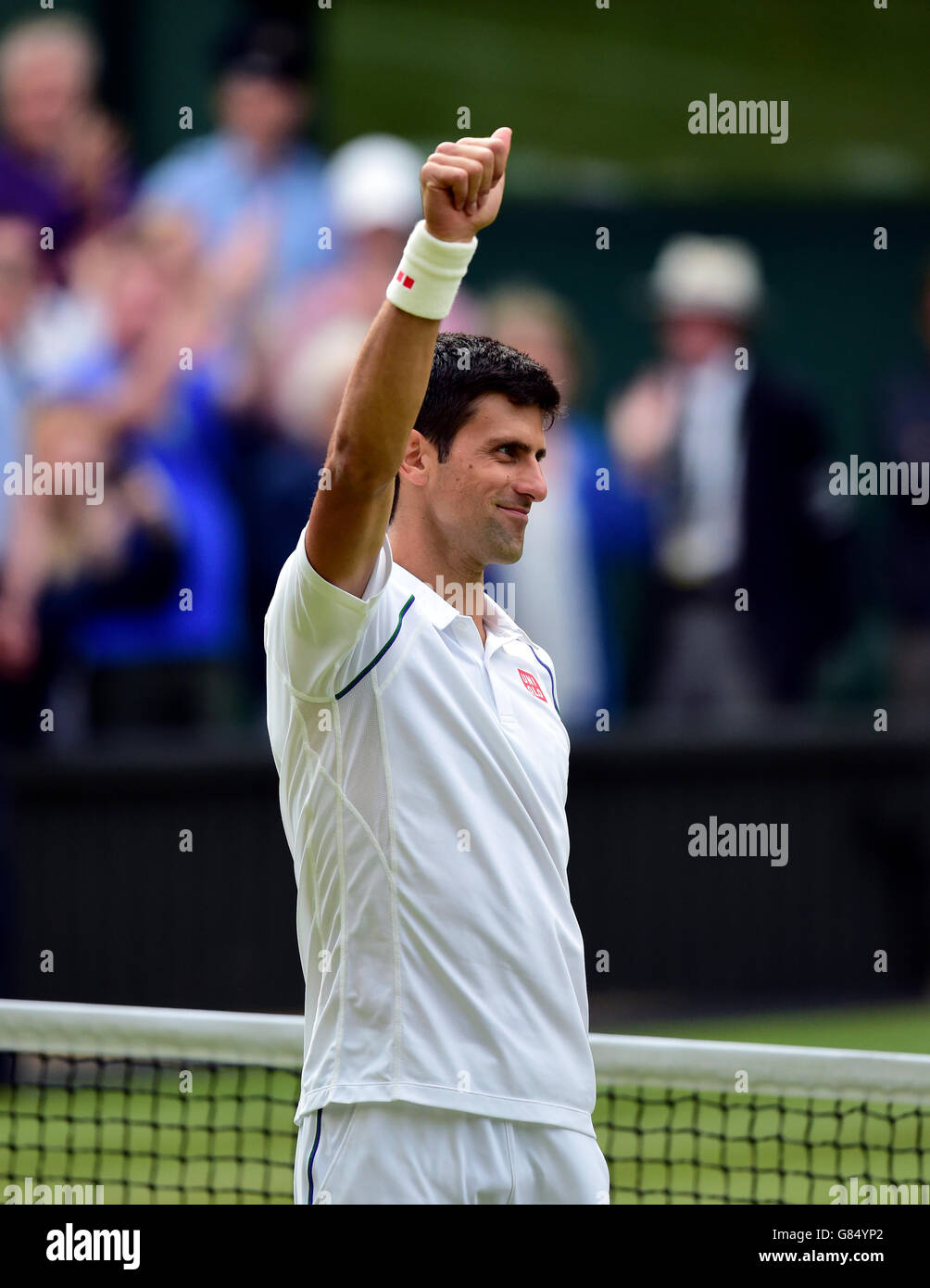 Novak Djokovic nach seinem Sieg über Marin Cilic am 9. Tag der Wimbledon Championships beim All England Lawn Tennis und Croquet Club in Wimbledon. Stockfoto