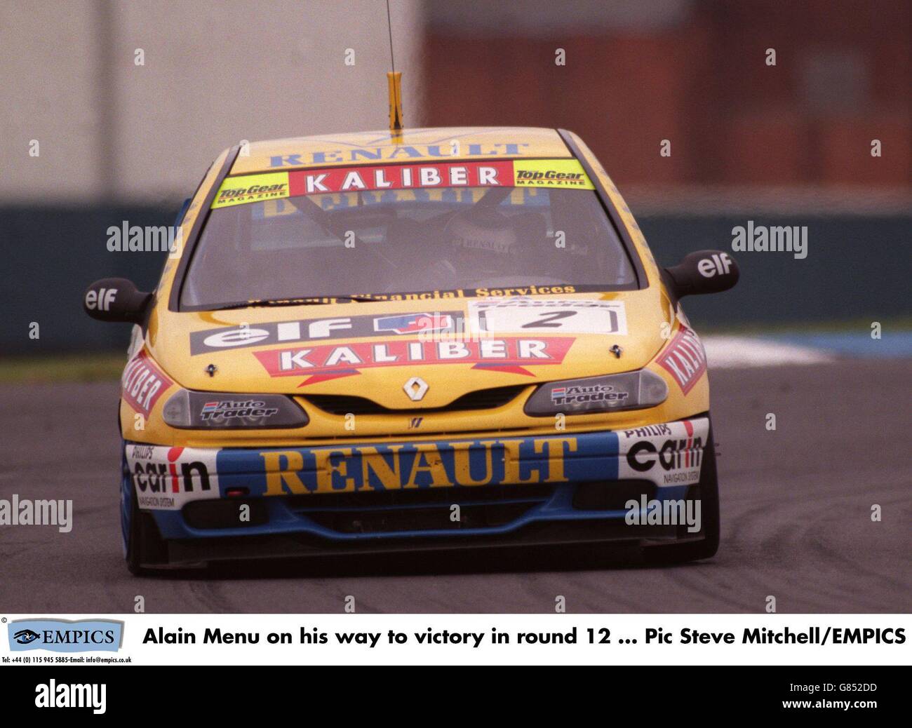 Motorsport. Auto Traders RAC Touring Car Championship, Donnington Park. Alain Menu auf dem Weg zum Sieg in Runde 12 Stockfoto