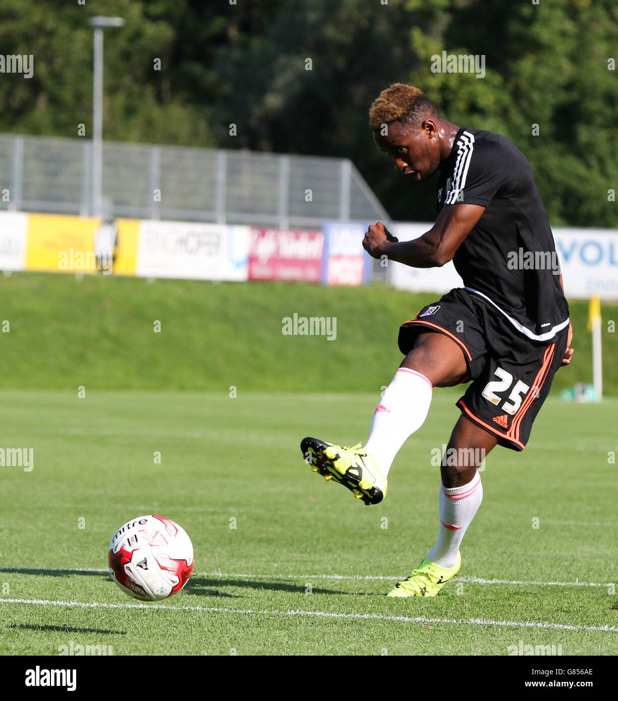 Fußball - Pre Season Friendly - Hertha BSC gegen Fulham - Athletic Arena Schladming. Fulham's Moussa Dembele Stockfoto