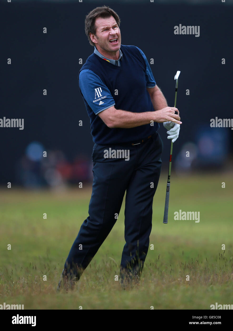 Englands Sir Nick Faldo am zweiten Tag der Open Championship 2015 in St Andrews, Fife. Stockfoto