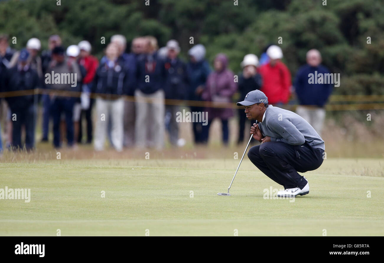 Golf - The Open Championship 2015 - Tag 1 - St Andrews. USA's Tiger Woods am 13. Während des ersten Tages der Open Championship 2015 in St Andrews, Fife. Stockfoto
