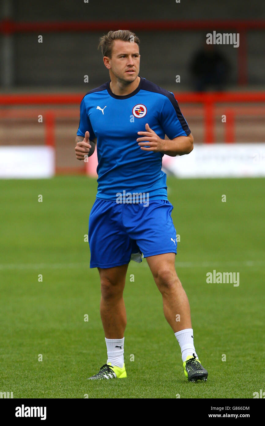 Fußball - vor der Saison freundlich - Crawley Town V Reading - Checkatrade.com Stadium. Simon Cox von Reading Stockfoto