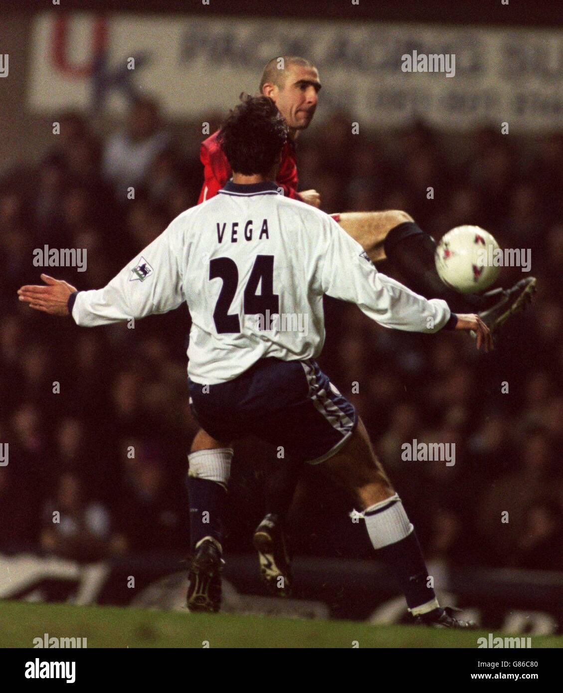 Tottenham / Manchester United. Vega, Tottenham und Cantona, Manchester United Stockfoto