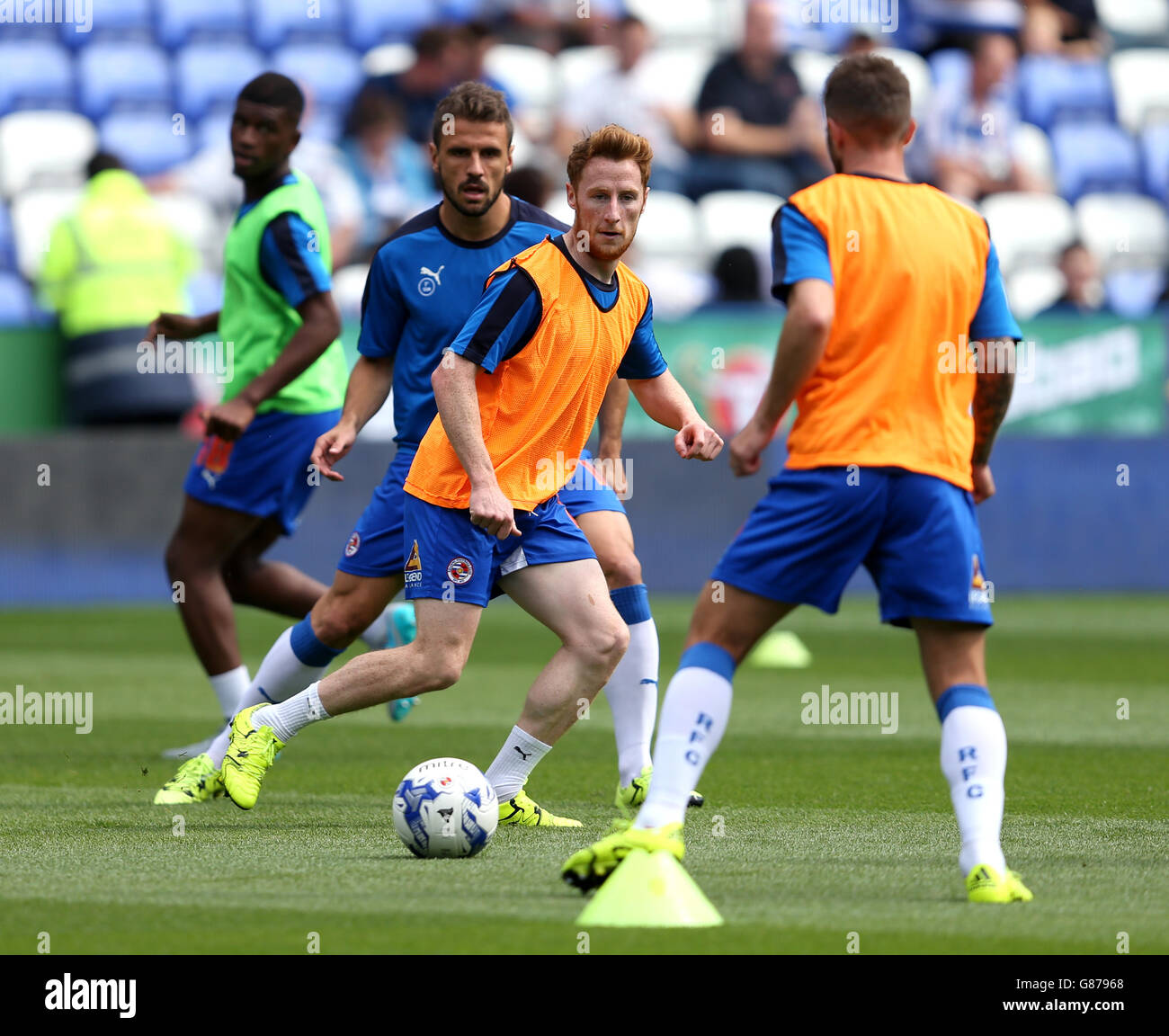 Fußball - Himmel Bet Meisterschaft - lesen gegen Leeds United - Madejski-Stadion Stockfoto