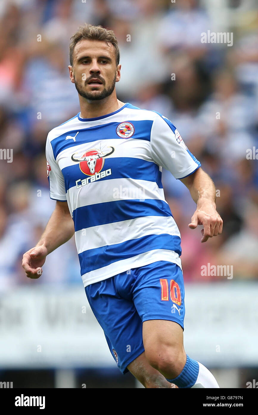 Fußball - Sky Bet Championship - Reading gegen Leeds United - Madejski Stadium. Reading's Orlando Sa Stockfoto