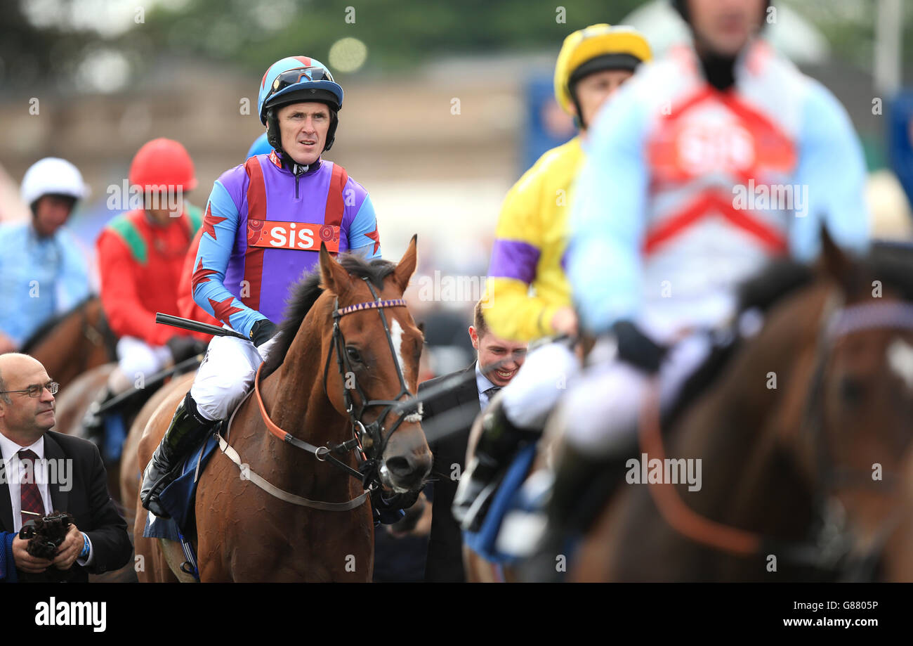 Tony McCoy, bevor er mit Gannicus zum Sieg im Clipper Logistics Leger Legends fuhr, stellte am ersten Tag des Ladbrokes St Leger Festivals 2015 auf der Doncaster Racecourse in Doncaster Einsätze. Stockfoto