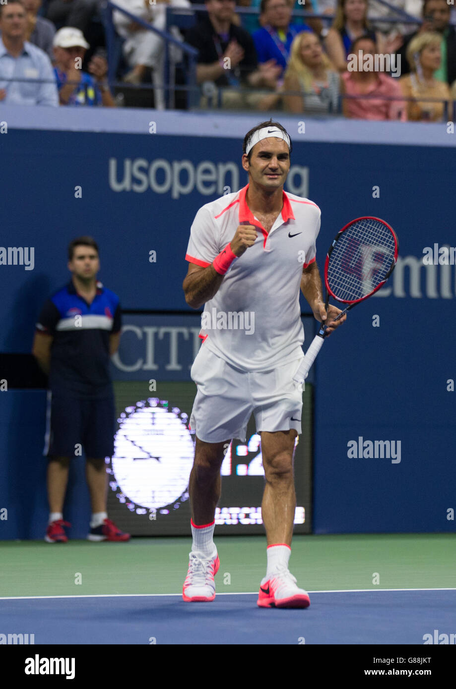 Roger Federer bei den US Open im Billie Jean King National Tennis Center am 9. September 2015 in New York, USA. Stockfoto