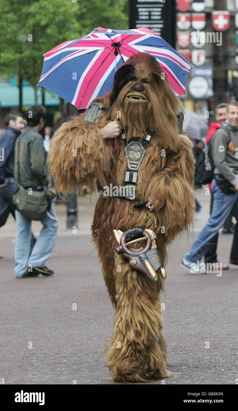 Star Wars Episode 3 - die Rache der Sith - UK-Premiere - Leicester Square Stockfoto