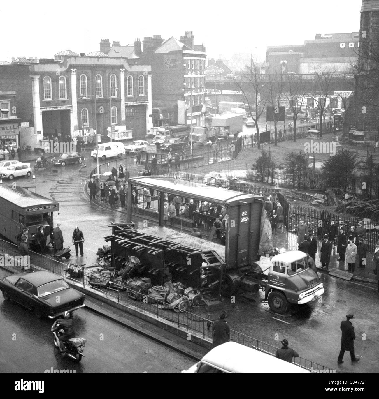 Transport - LKW Unfall - Hammersmith, London Stockfoto