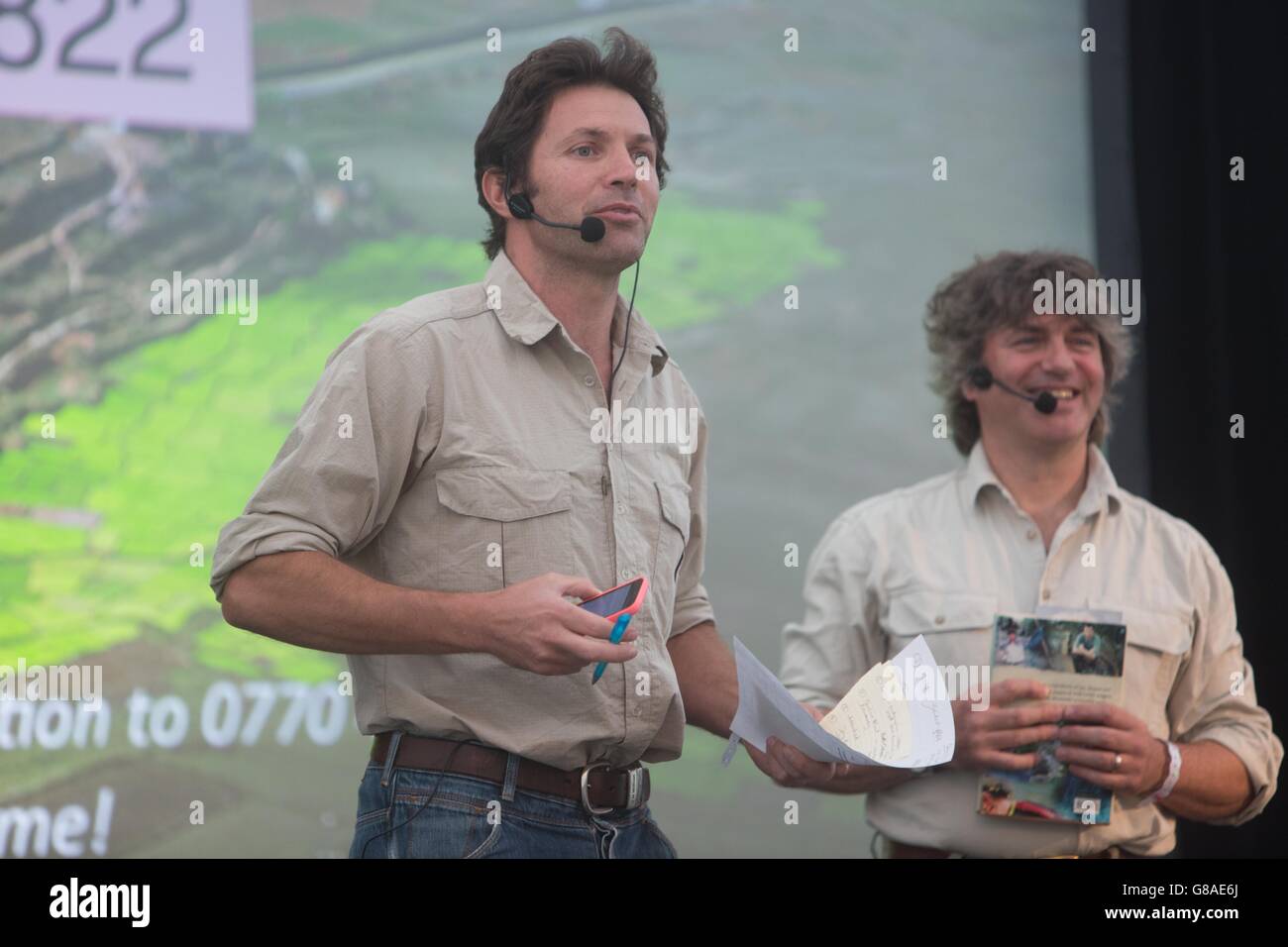 Radio Times Festival 2015. Steve Leonard spricht zum Publikum Stockfoto