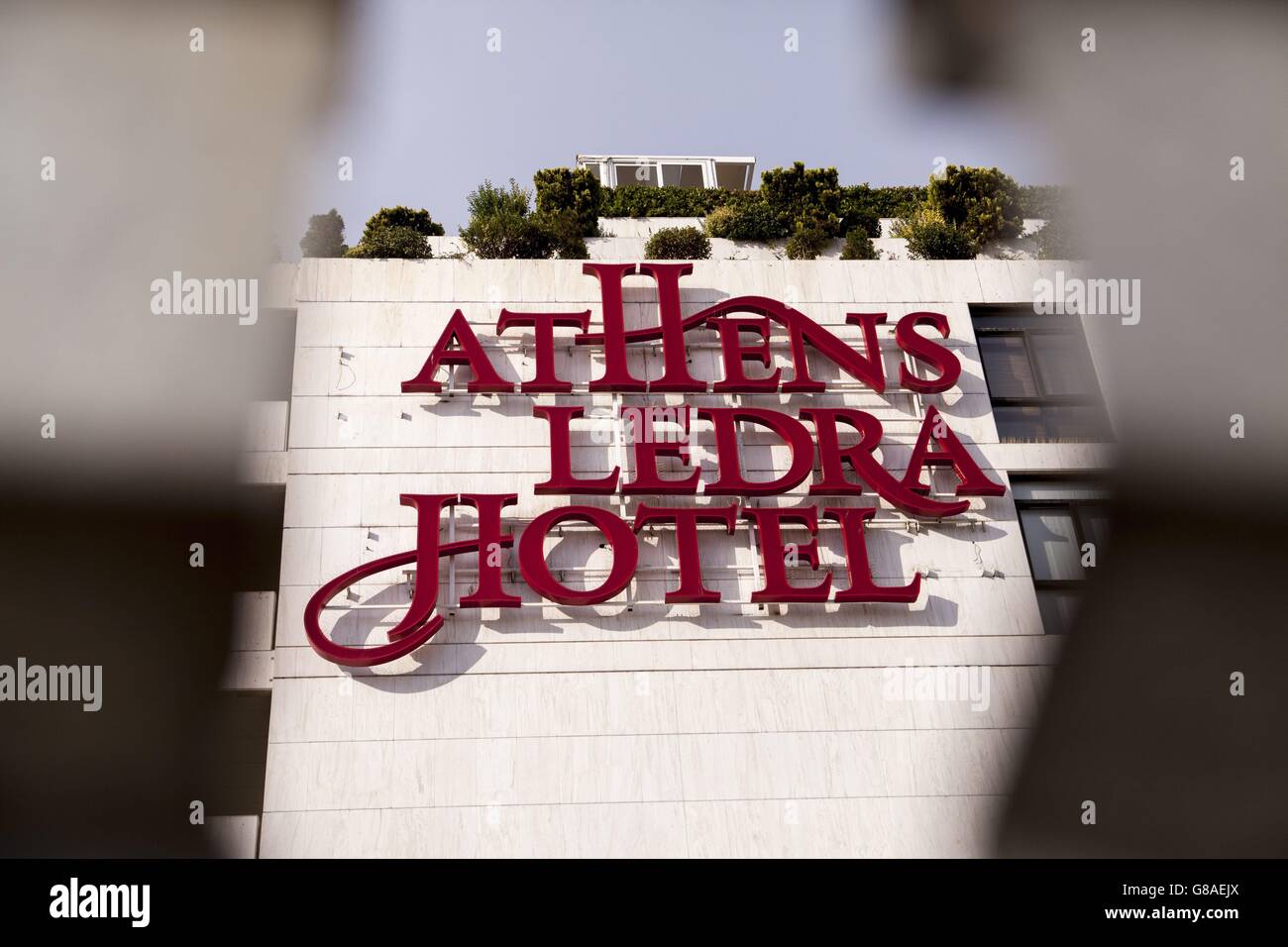 Zeichen der Athens Ledra Hotel. Mit rund 300 Millionen Euro Schulden schloss das Hotel seine Pforten. Rund 150 Mitarbeiter kämpfen seit Wochen bereits, ihre Arbeitsplätze behalten. 13.06.2016 | weltweite Nutzung Stockfoto