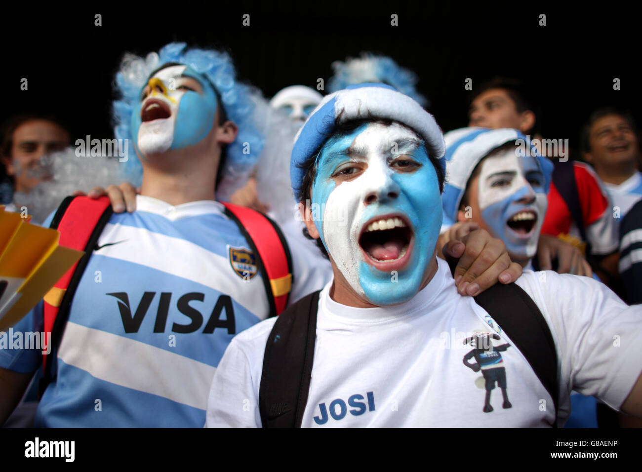 Rugby Union - Rugby-Weltmeisterschaft 2015 - Pool C - Argentinien / Georgien - Kingsholm Stadium. Argentinische Fans zeigen ihre Unterstützung auf den Tribünen vor dem Rugby-Weltcup-Spiel im Kingsholm Stadium, Gloucester. Stockfoto
