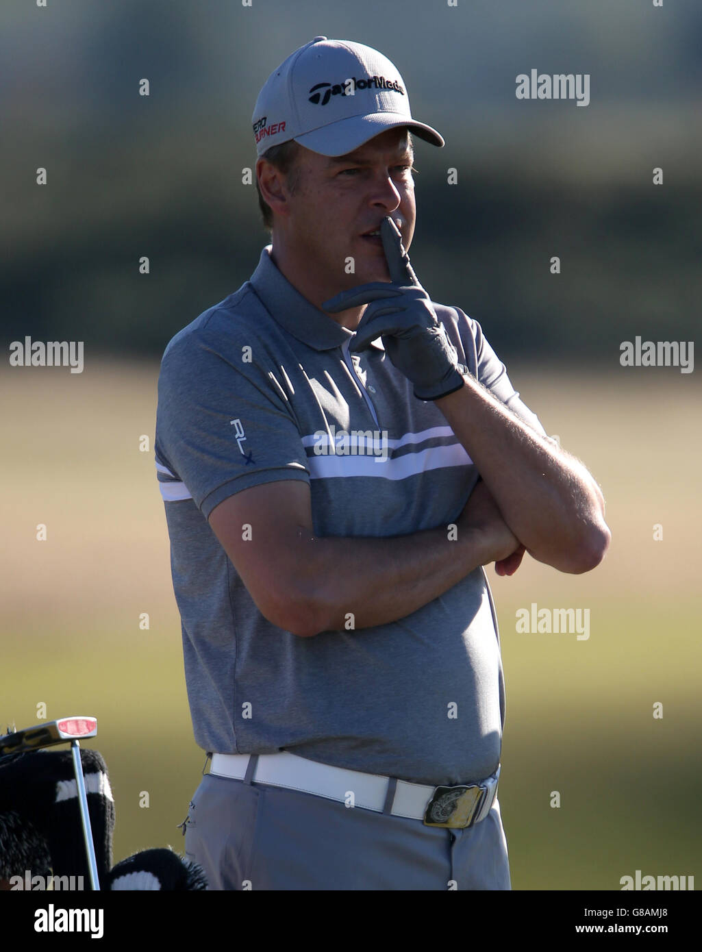 Peter Jones während des ersten Tages der Alfred Dunhill Links Championship im Old Course St Andrews, Fife. DRÜCKEN SIE VERBANDSFOTO. Bilddatum: Donnerstag, 1. Oktober 2015. Siehe PA Geschichte GOLF Dunhill. Bildnachweis sollte lauten: Andrew Milligan/PA Wire. EINSCHRÄNKUNGEN nur für redaktionelle Verwendung. Keine kommerzielle Nutzung. Keine falsche kommerzielle Vereinigung. Keine Videoemulation. Keine Bildbearbeitung. Stockfoto
