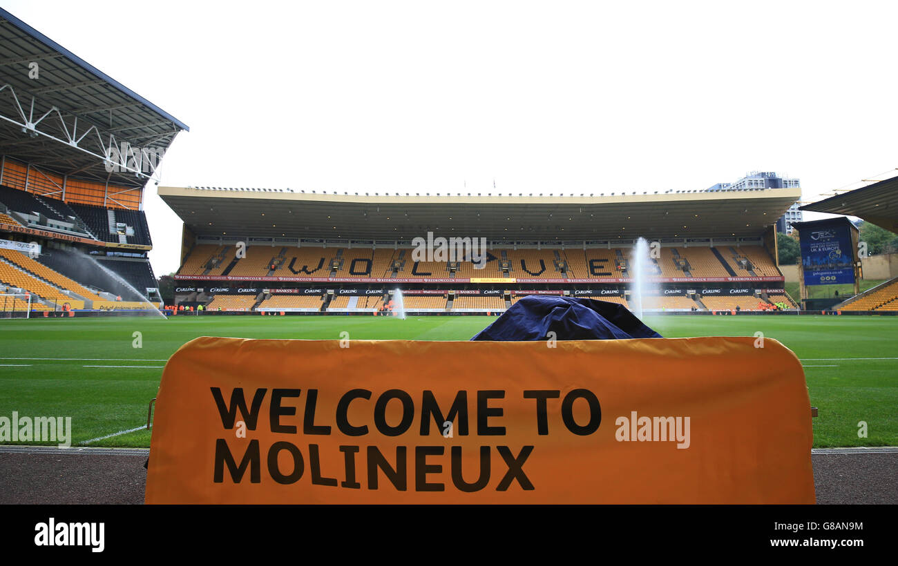 Fußball - Sky Bet Championship - Wolverhampton Wanderers gegen Huddersfield Town - Molineux. Eine allgemeine Ansicht des Molineux Stadions, Wolverhampton. Stockfoto