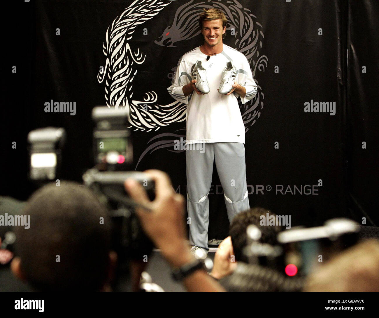 England Kapitän David Beckham beim Start der neuen Adidas Predator Dragon Fußballschuhe, im Adidas Store in New York. Stockfoto