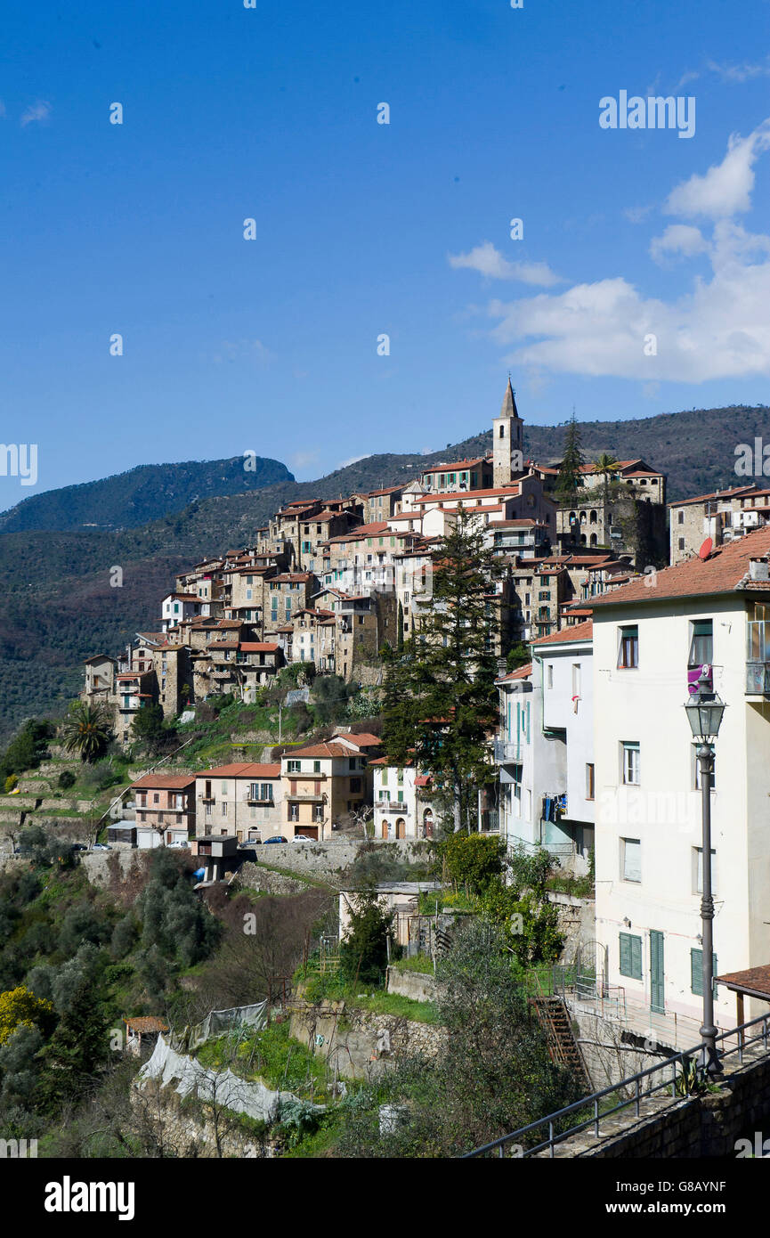 Italien, Ligurien, Imperia, Apricale, in der Val Nervia Stockfoto