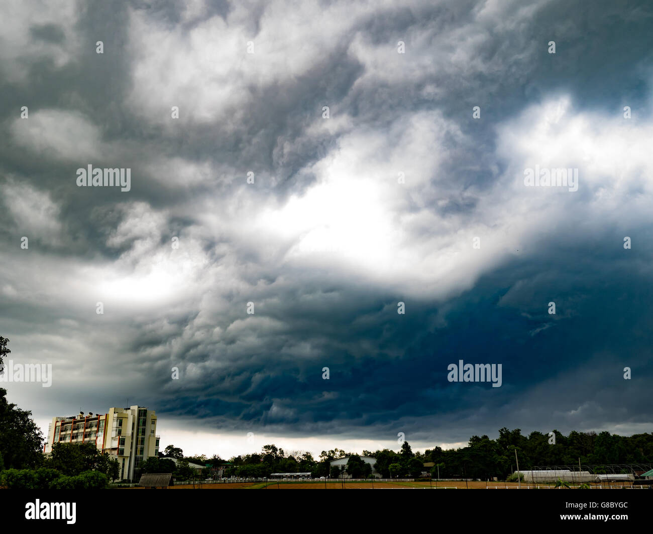Himmel, Orkan, Sturm, Sturm, Gewitter, Strom, Zyklon, Wolke, Nimbus, bewölkt Stockfoto