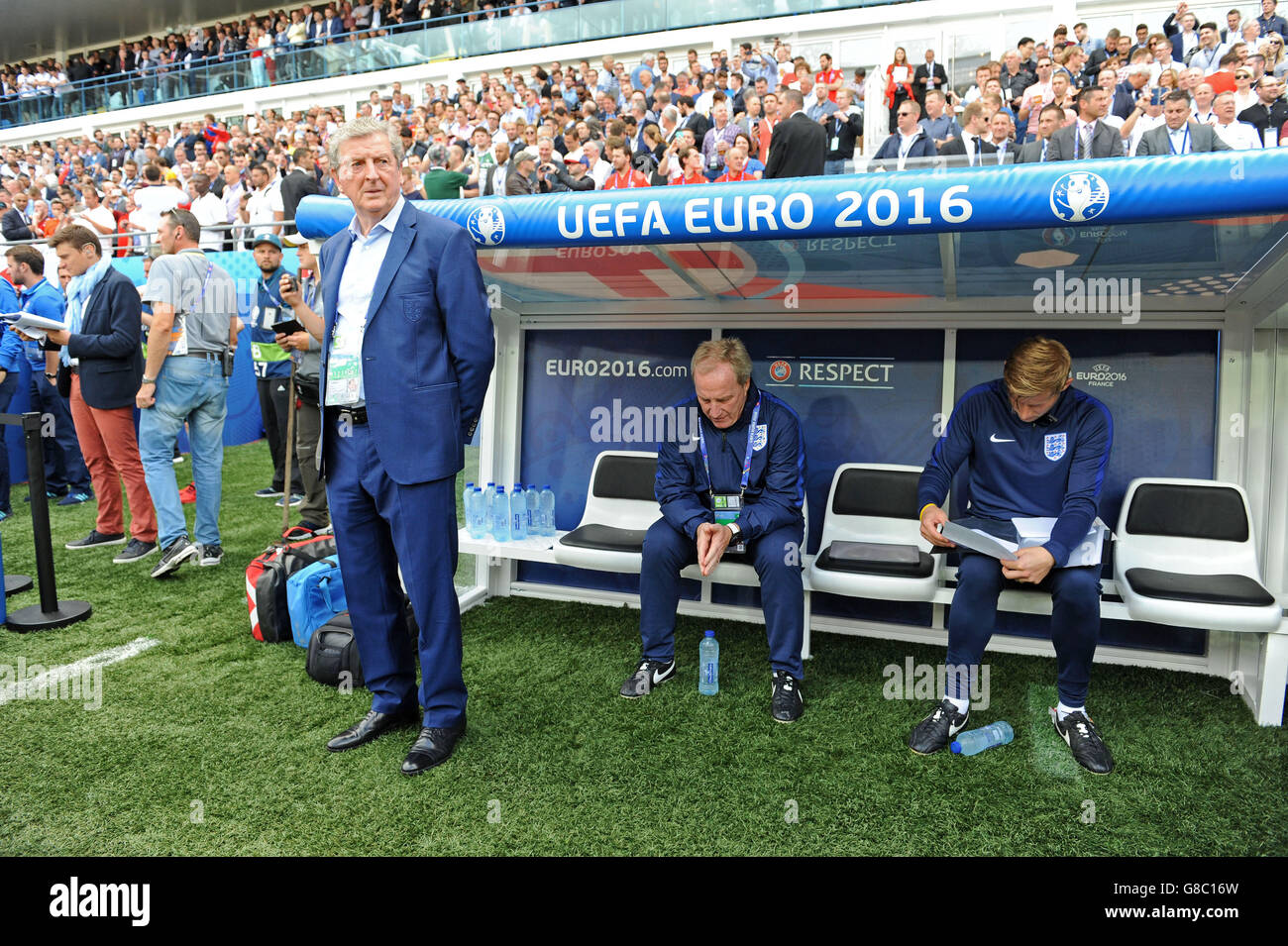 England Fußball Manager Roy Hodgson im Bild während des Spiels mit Wales in Euro 2016 bei Stade Bollaert-Delelis in Lens, Frankreich. Stockfoto