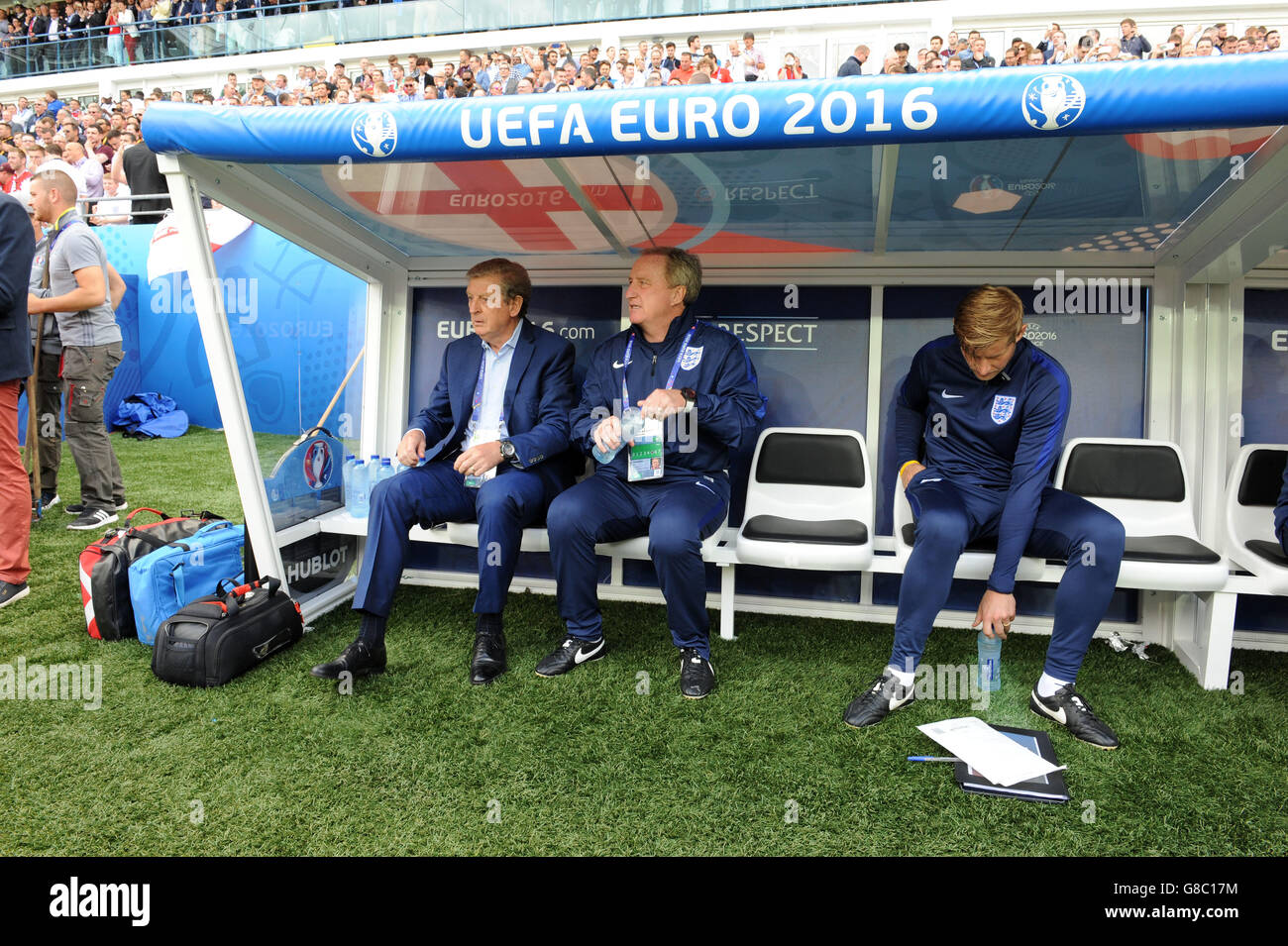 England Fußball Manager Roy Hodgson im Bild während des Spiels mit Wales in Euro 2016 bei Stade Bollaert-Delelis in Lens, Frankreich. Stockfoto