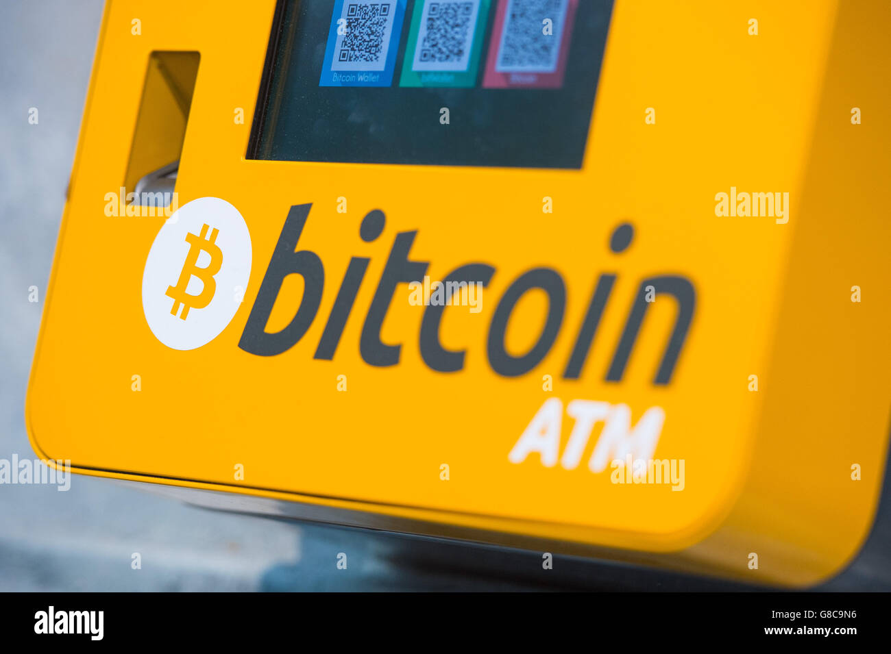 Allgemeine Ansicht eines Bitcoin-Geldautomaten. DRÜCKEN Sie VERBANDSFOTO. Bilddatum: Freitag, 16. Oktober 2015. Bildnachweis sollte lauten: Dominic Lipinski/PA Wire Stockfoto