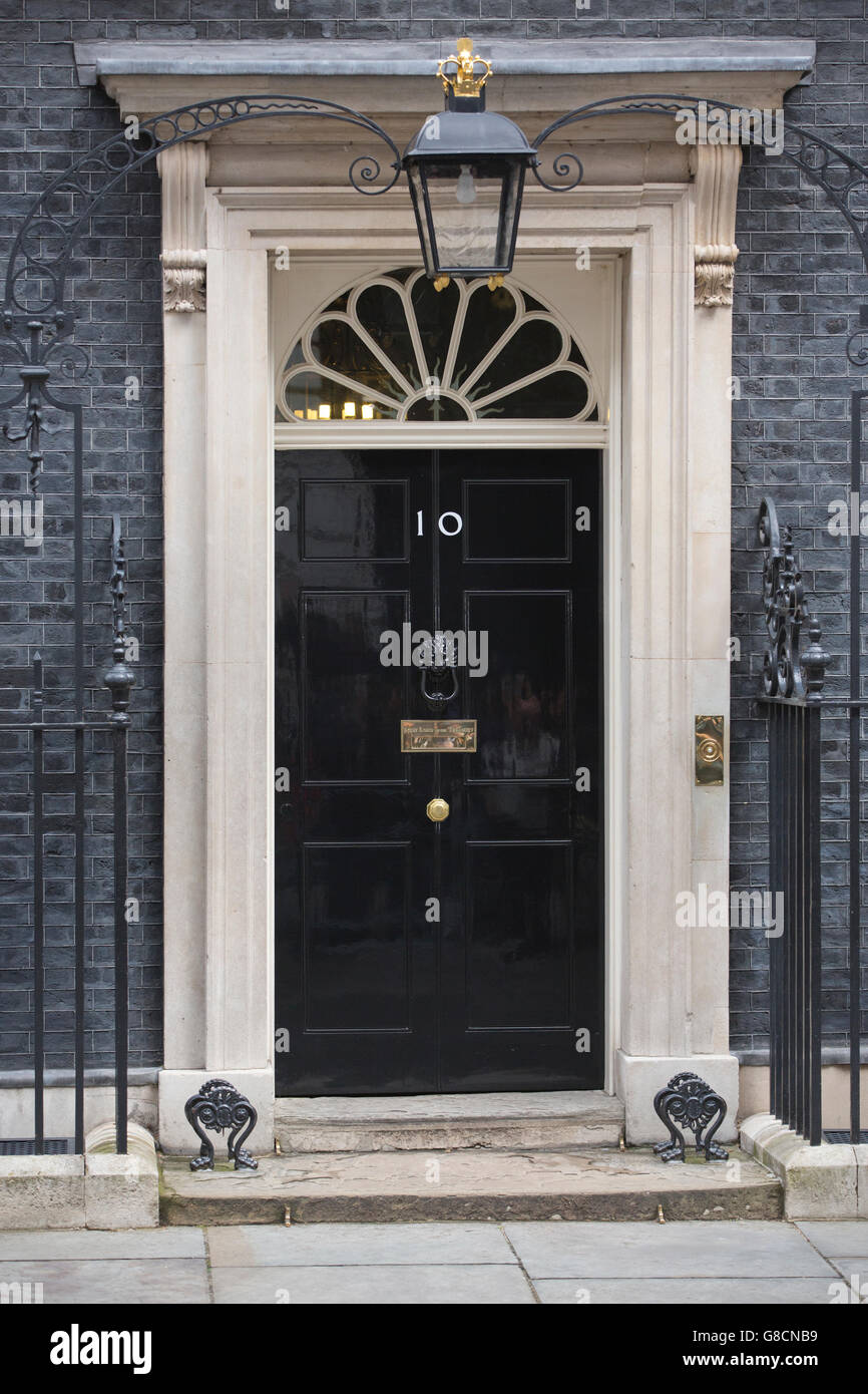 Nr. 10 Downing Street, bekannt als Nummer 10, offizielle Residenz und Amt des britischen Premierministers, Westminster, London, UK Stockfoto