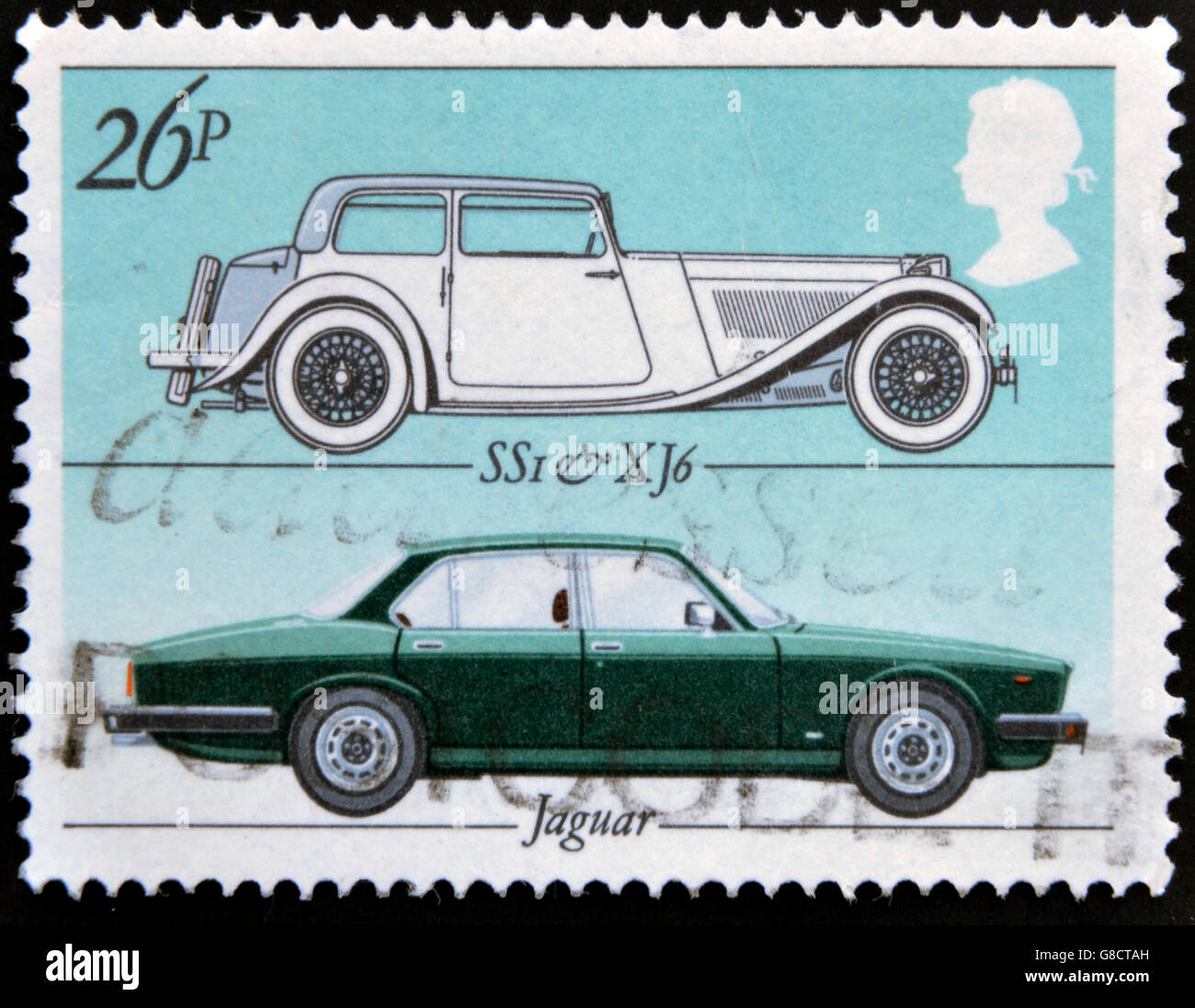 Vereinigtes Königreich - CIRCA 1982: Dienststempelabdruck gedruckt in Großbritannien, der Jaguar Kfz Modell SS1 und XJ6 th Gedenken an Stockfoto