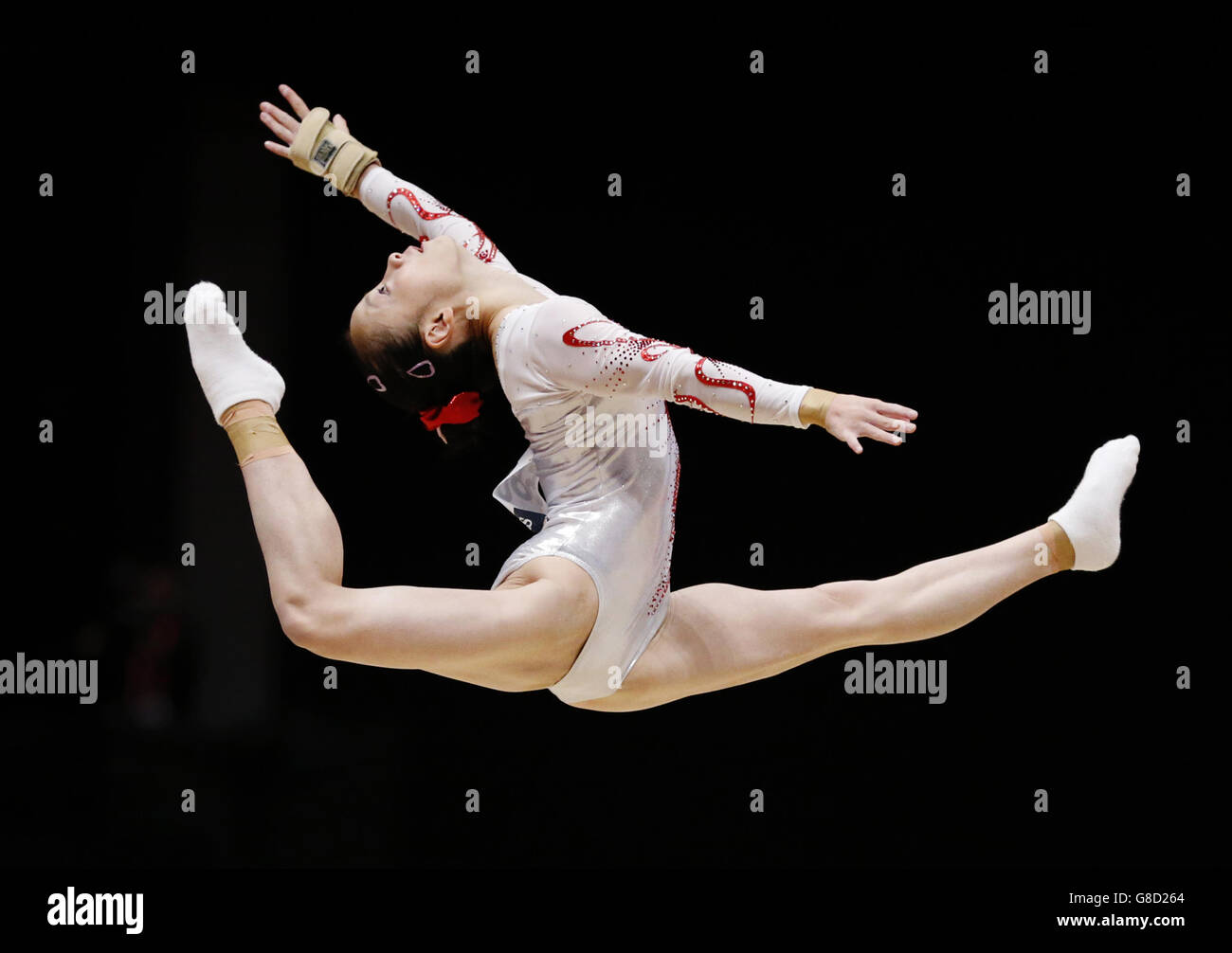 Gymnastik - Weltmeisterschaften 2015 - Tag zwei - das SSE Hydro. Der chinesische Jiaxin Tan tritt am zweiten Tag der Weltmeisterschaften im Gymnastik-Sport 2015 beim SSE Hydro, Glasgow, an. Stockfoto