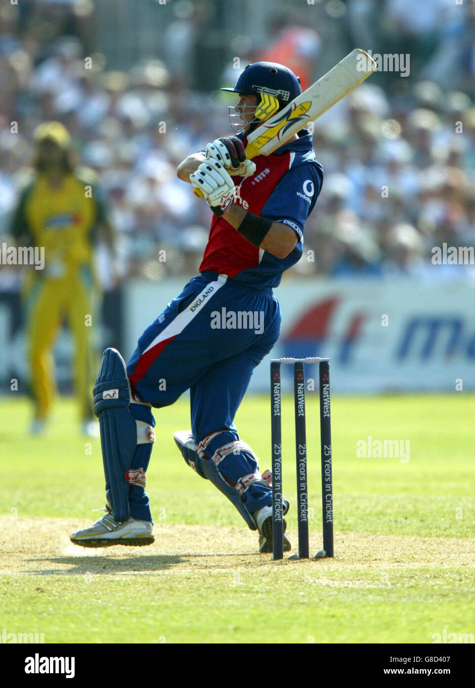 Cricket - The NatWest International Triangular Series - England - Australien - County Ground. Der englische Kevin Pietersen schlägt zu Stockfoto