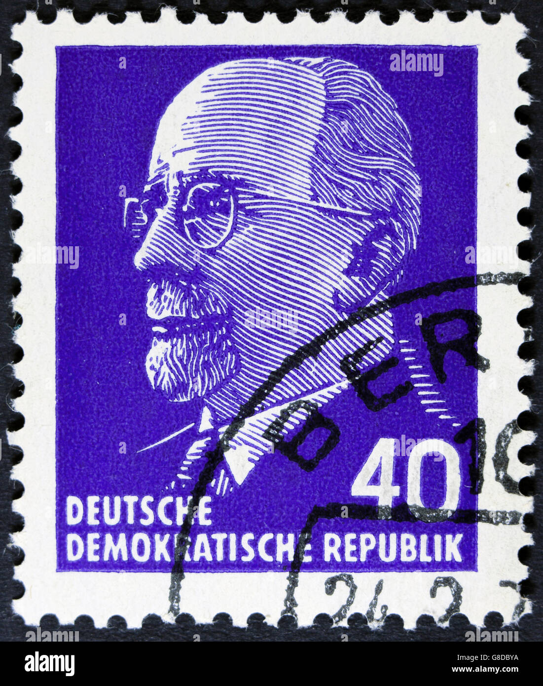 DDR - ca. 1961: Briefmarke gedruckt in der Deutschen Demokratischen Republik - DDR zeigt Vorsitzenden Walter Ulbricht Stockfoto