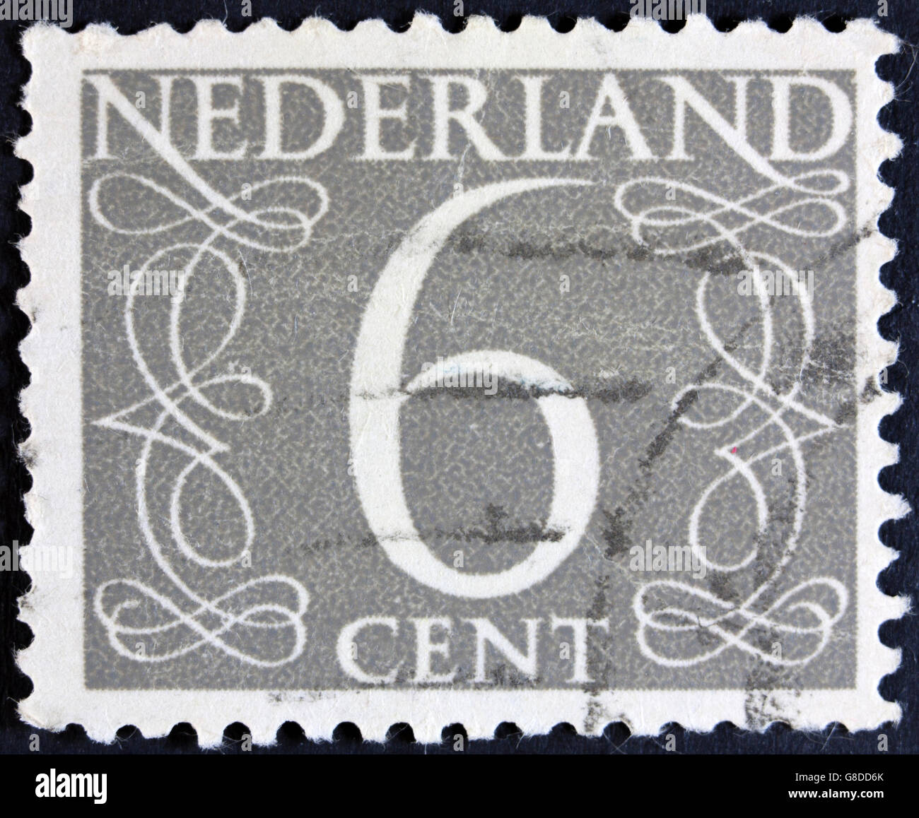 Niederlande - ca. 1946: Eine Briefmarke gedruckt in den Niederlanden zeigen den Wert von 6 Cent, ca. 1946. Stockfoto