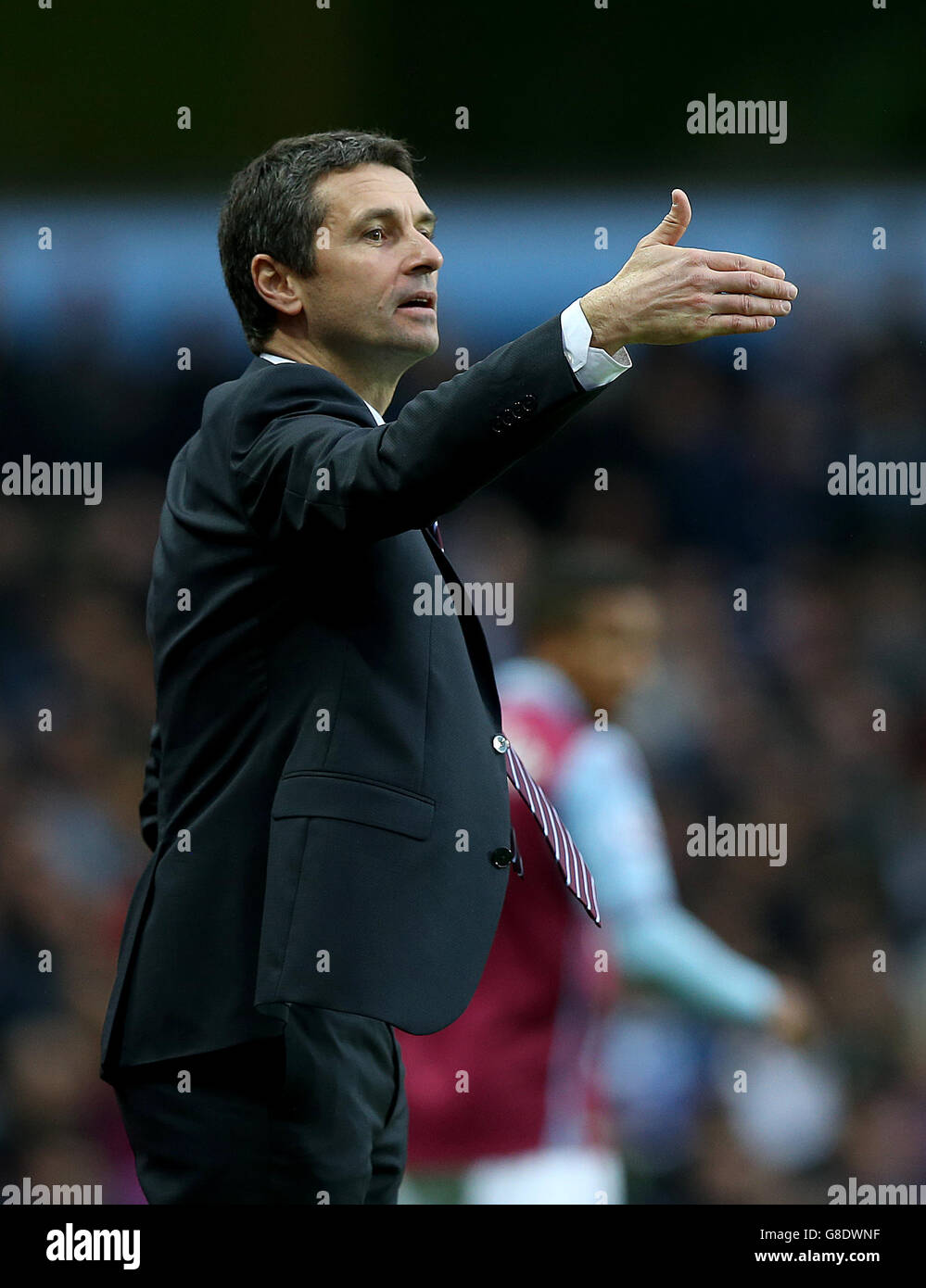 Fußball - Barclays Premier League - Aston Villa gegen Manchester City - Villa Park. Aston Villa Manager Remi Garde Stockfoto